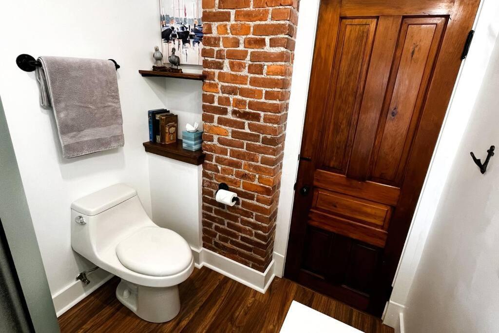 Fiesinger House - Private 3-Bd Unit In Historic Home, Downtown Sandusky Εξωτερικό φωτογραφία