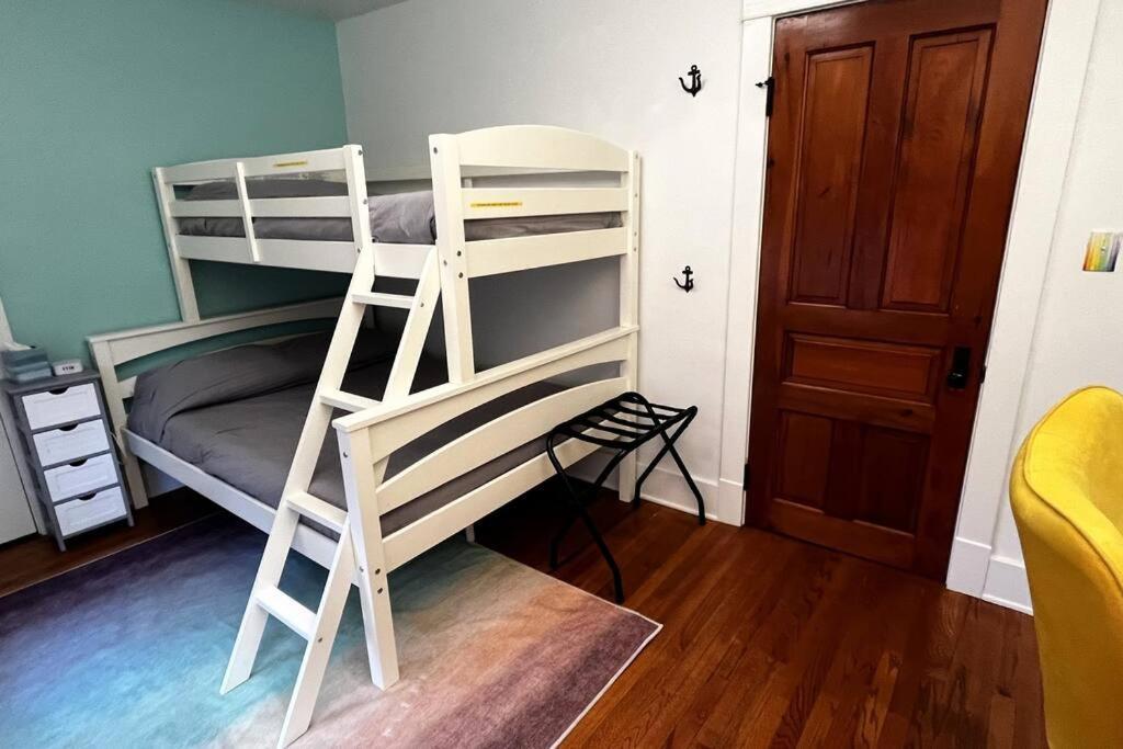 Fiesinger House - Private 3-Bd Unit In Historic Home, Downtown Sandusky Εξωτερικό φωτογραφία