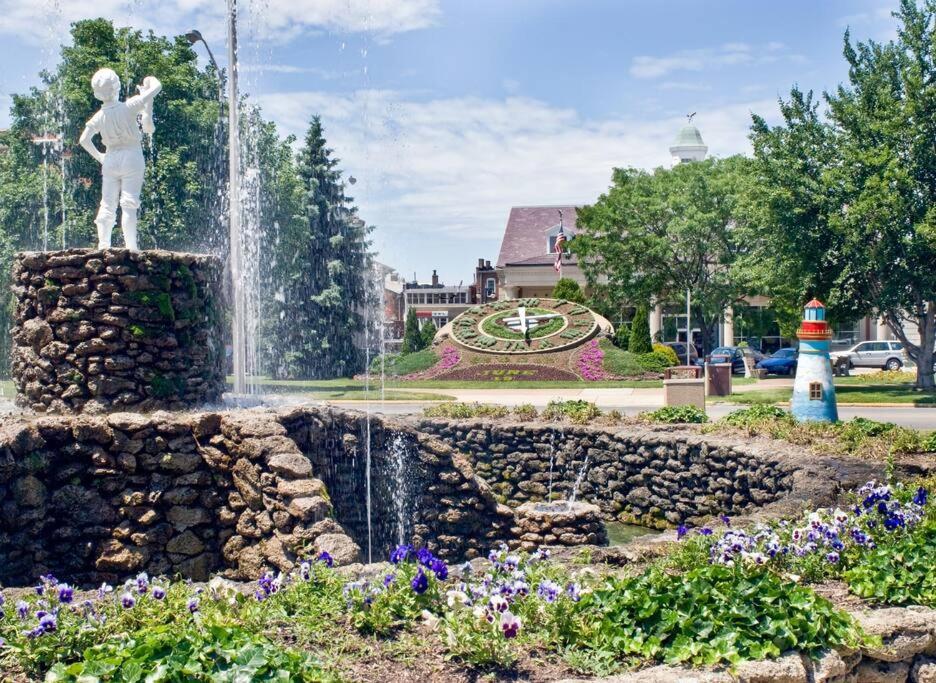 Fiesinger House - Private 3-Bd Unit In Historic Home, Downtown Sandusky Εξωτερικό φωτογραφία